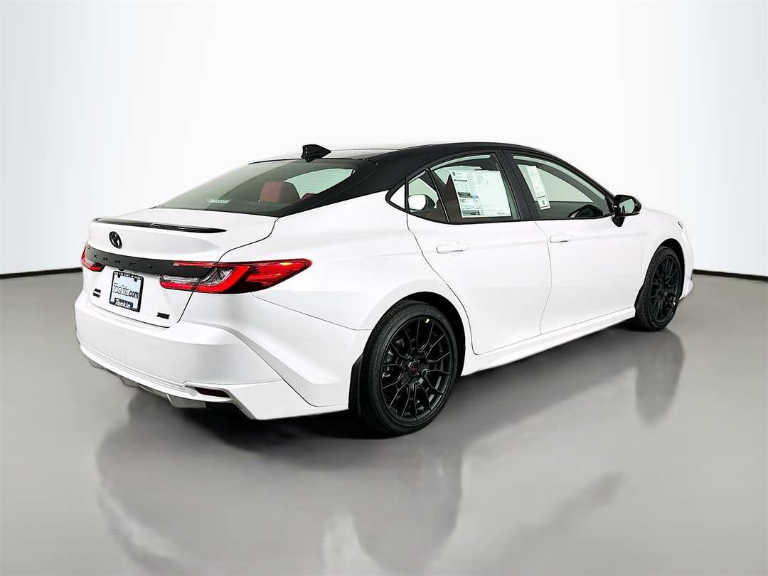2026 Toyota Camry XSE - Image 7