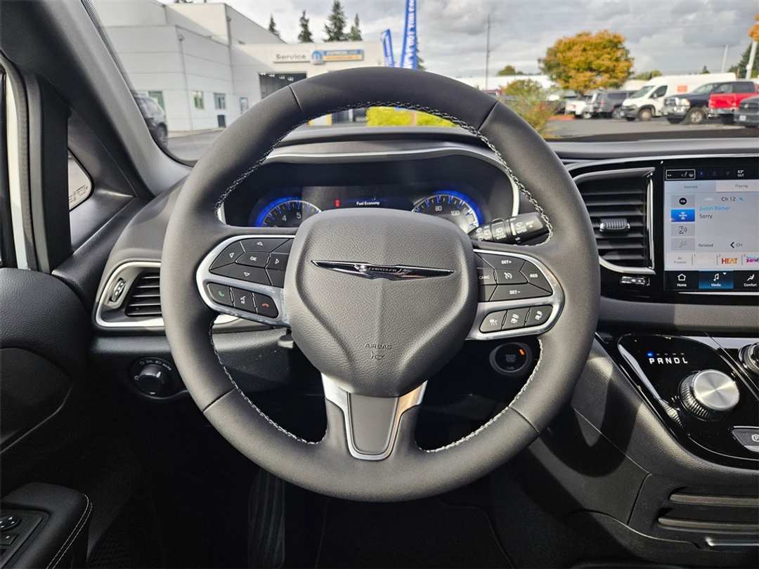 2026 Chrysler Voyager LX - Image 15