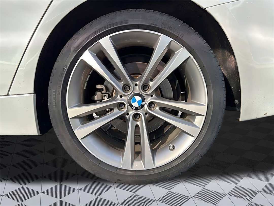 2016 BMW 3 Series 328i - Image 21