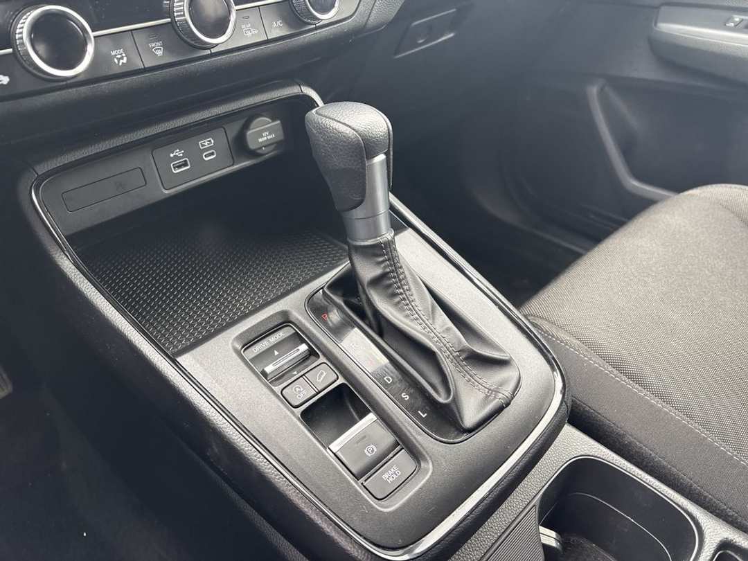 2025 Honda CR-V LX - Image 3