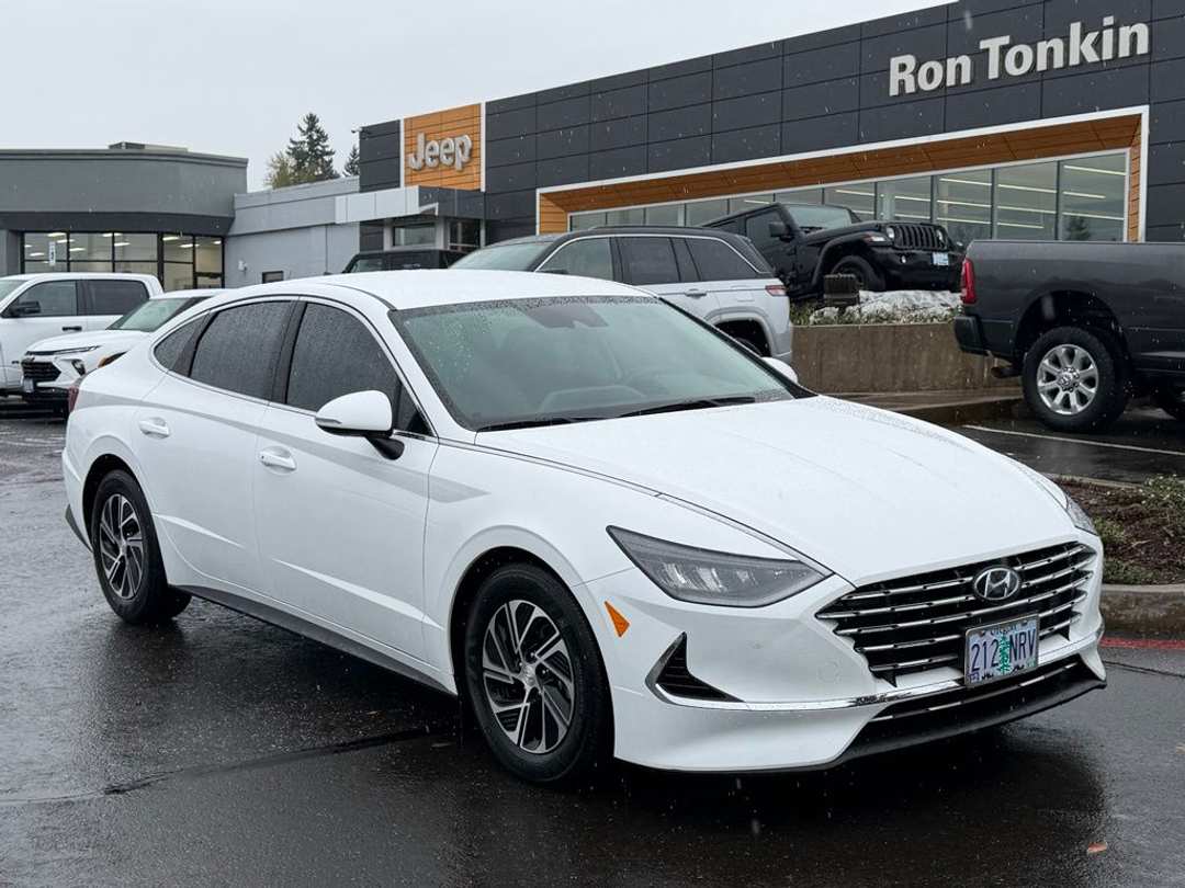 2023 Hyundai Sonata Blue - Image 2