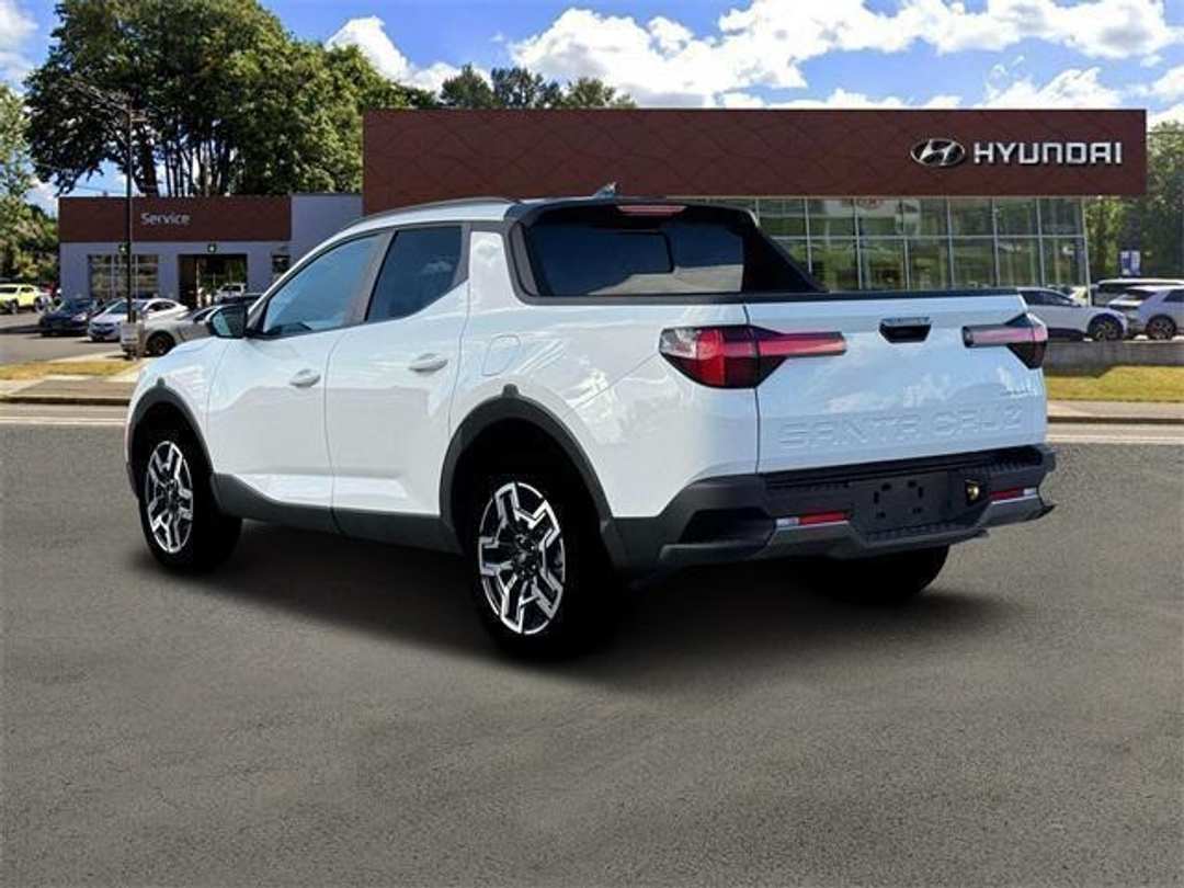 2026 Hyundai Santa Cruz Limited - Image 5