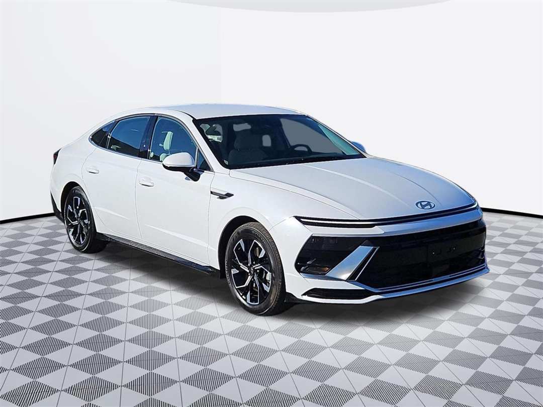 2025 Hyundai Sonata SEL - Image 8