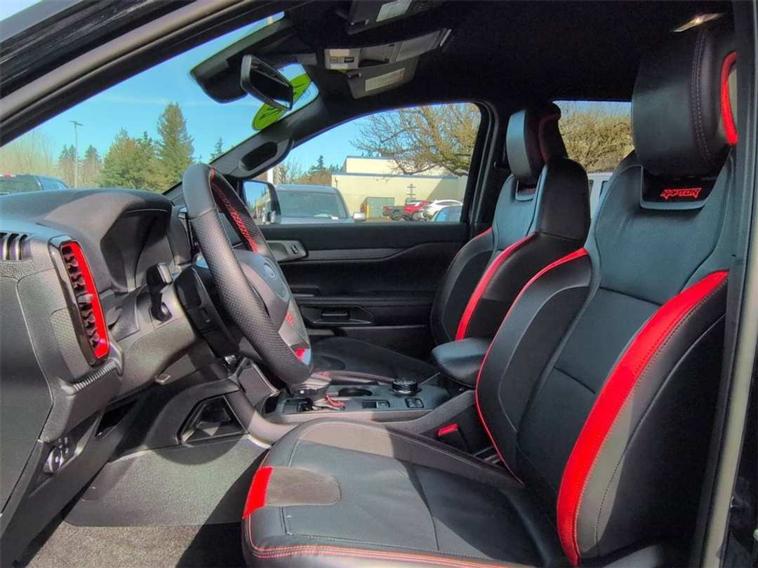 2024 Ford Ranger Raptor - Image 13