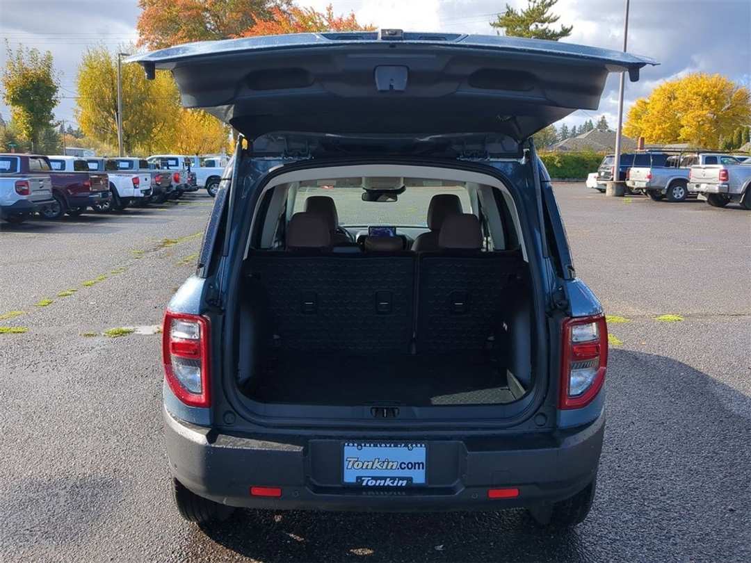 2024 Ford Bronco Sport Outer Banks - Image 25