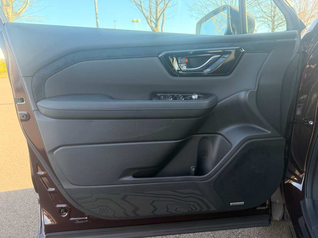 2026 Subaru Forester Limited - Image 12