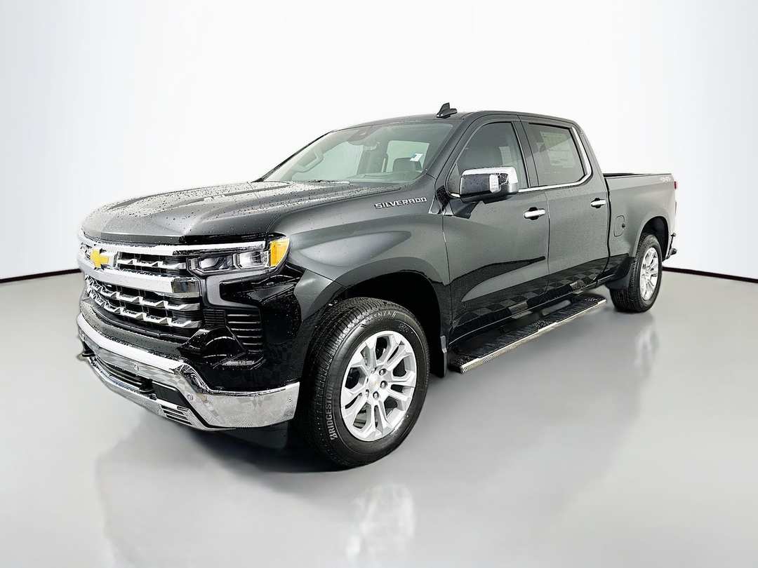 2025 Chevrolet Silverado 1500 LTZ - Image 3
