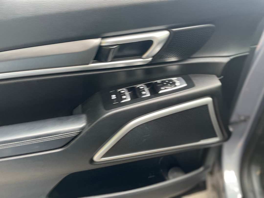 2021 Kia Telluride LX - Image 9