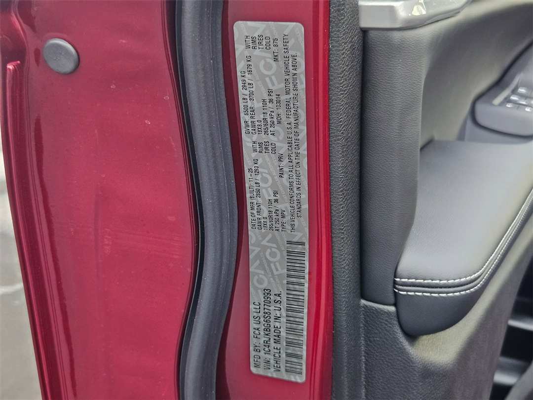 2025 Jeep Grand Cherokee L Limited - Image 42