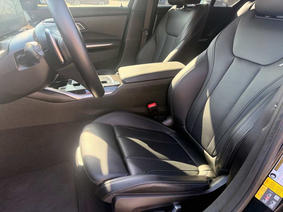 2023 BMW 3 Series 330e xDrive - Image 14