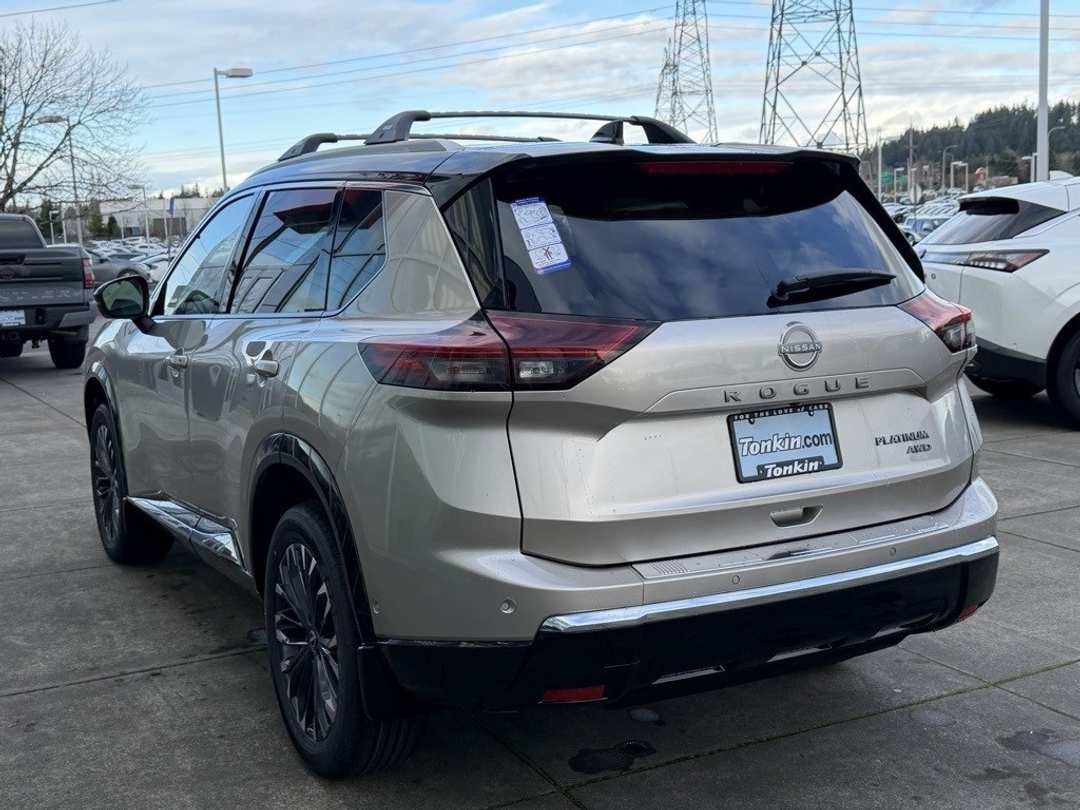 2026 Nissan Rogue Platinum - Image 5