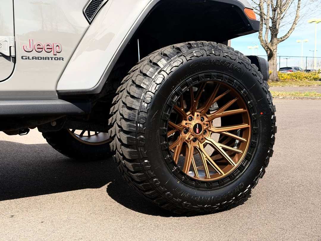 2021 Jeep Gladiator Rubicon - Image 2