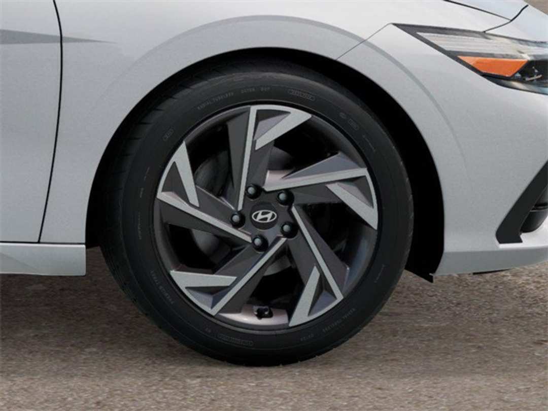 2026 Hyundai Elantra Limited - Image 8