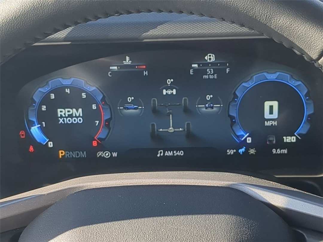 2025 Ford Bronco Badlands - Image 13