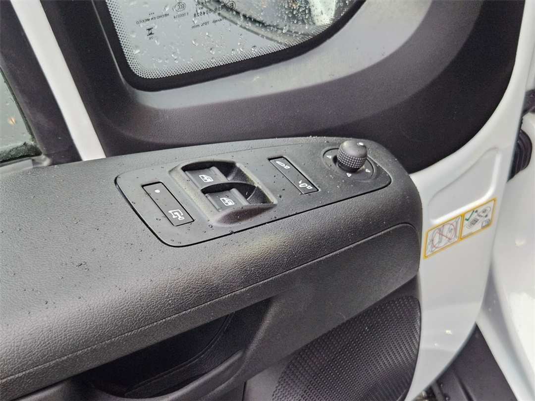 2026 Ram Promaster 1500 Base - Image 11