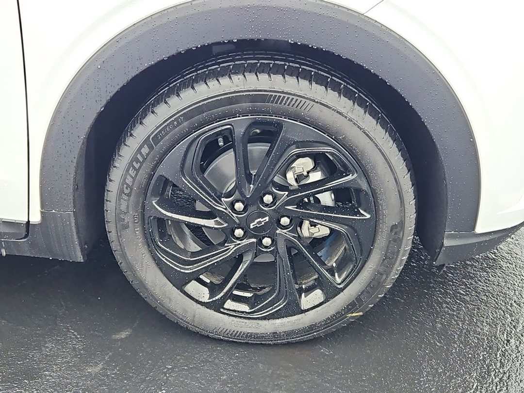 2027 Chevrolet Bolt Ev - Image 30