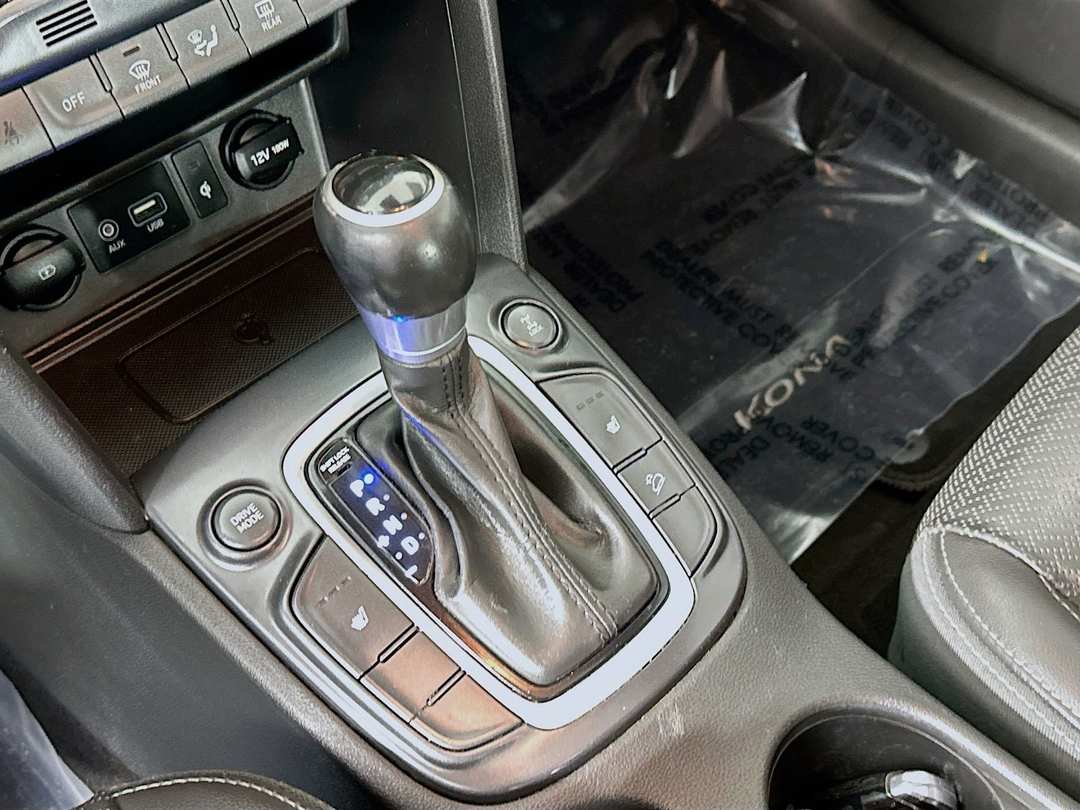 2021 Hyundai Kona Limited - Image 17