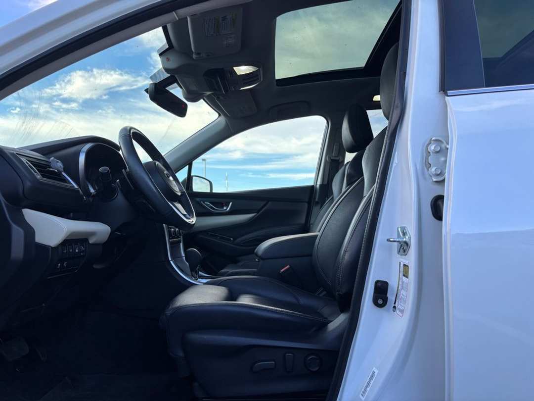 2022 Subaru Ascent Limited - Image 3