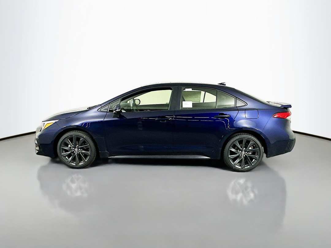 2026 Toyota Corolla SE - Image 4