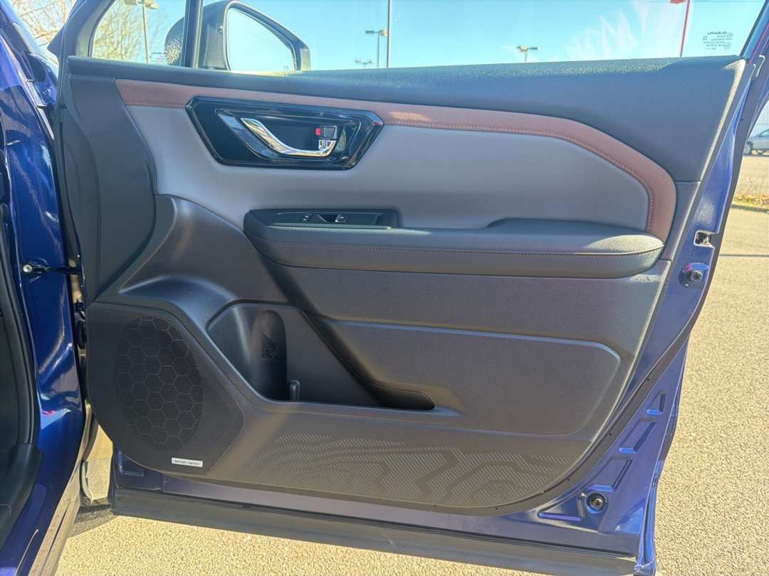 2025 Subaru Forester Sport - Image 28