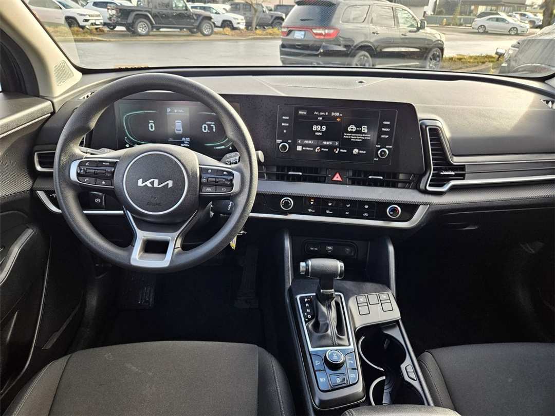 2024 Kia Sportage LX - Image 26