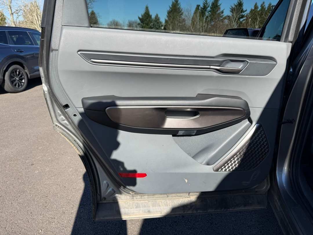 2024 Kia Ev9 Light Long Range - Image 20