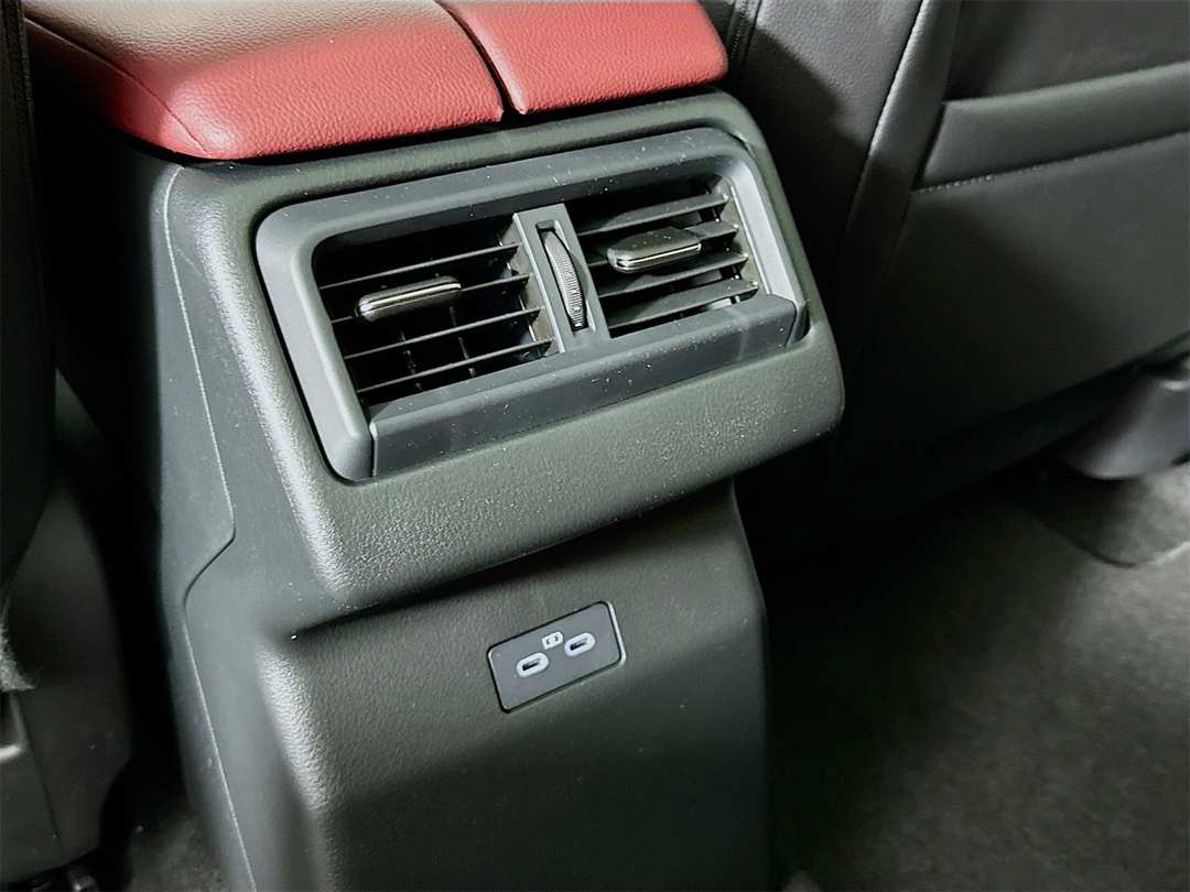 2026 MAZDA Cx-50 Premium - Image 27