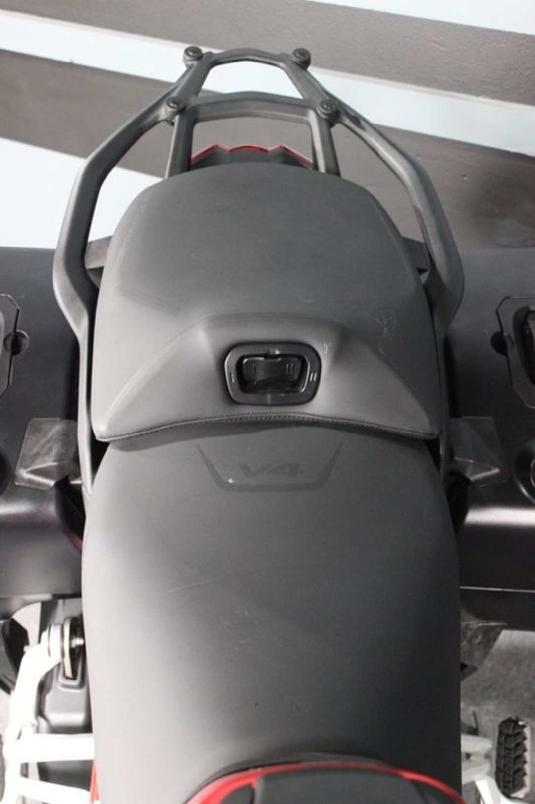 2022 Ducati Multistrada V4 S Travel & Radar Spoked Wheel - Image 16