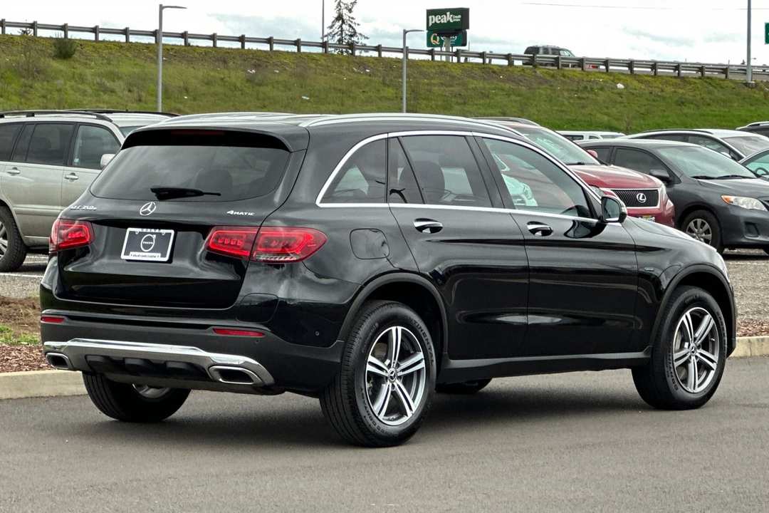 2020 Mercedes-Benz GLC GLC 350e - Image 3
