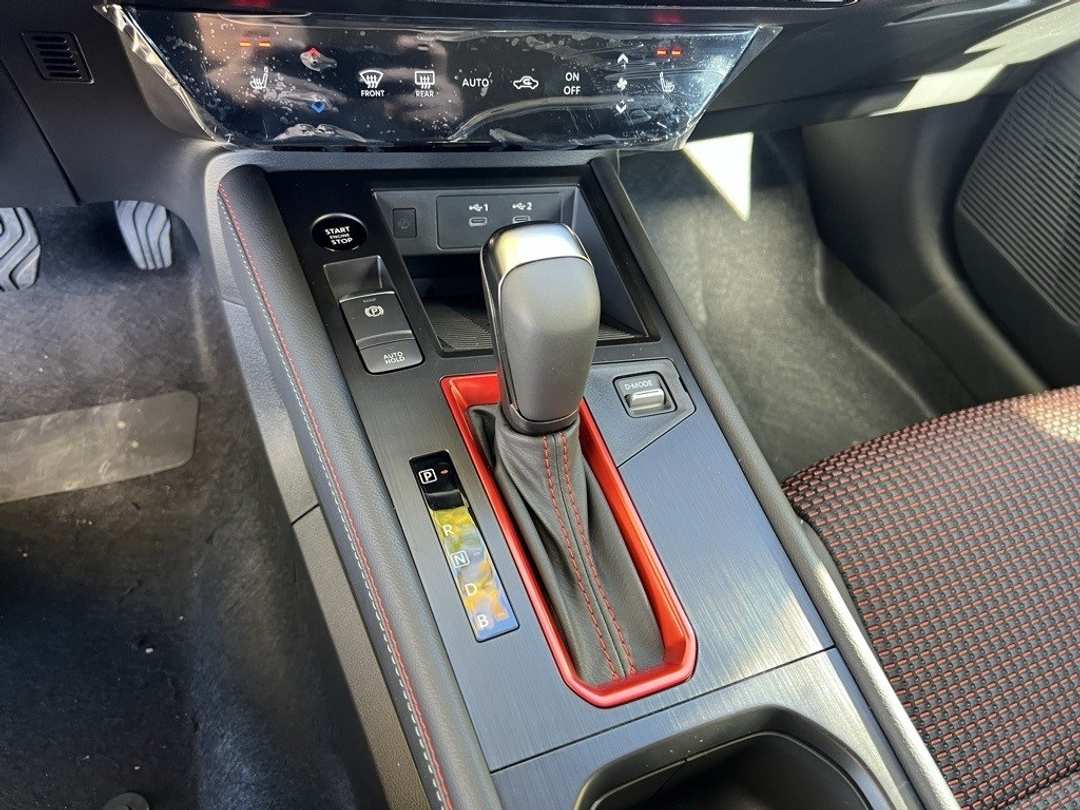 2026 Nissan Kicks SR - Image 21