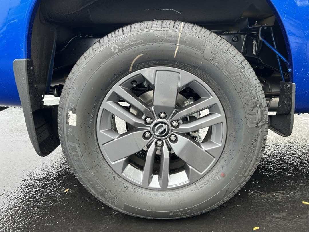 2026 Nissan Frontier SV - Image 8