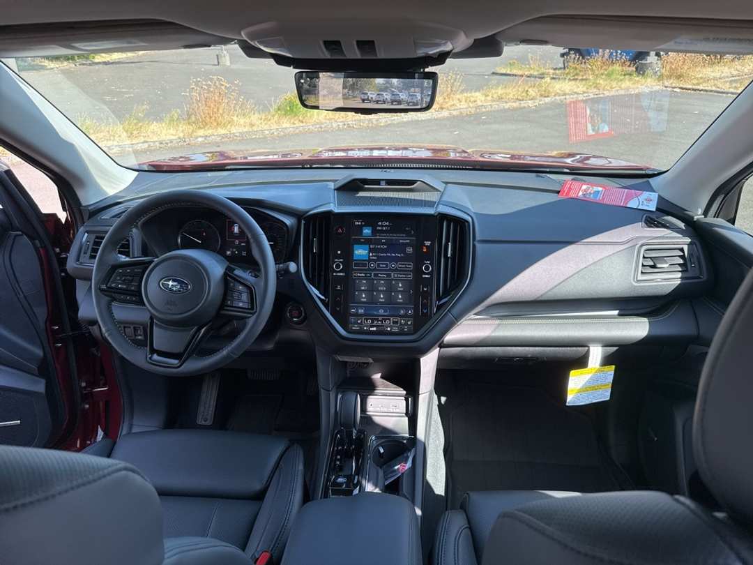 2025 Subaru Ascent Onyx Edition Touring - Image 40