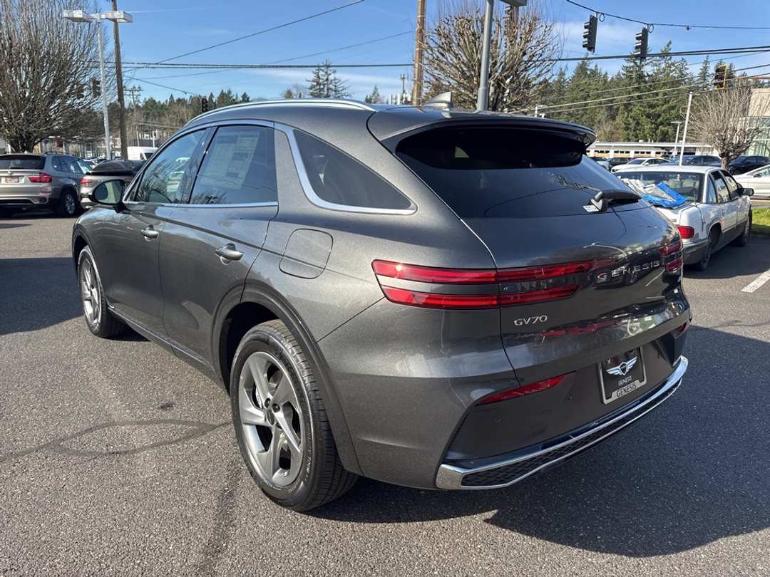 2026 Genesis Gv70 2.5T Select - Image 5