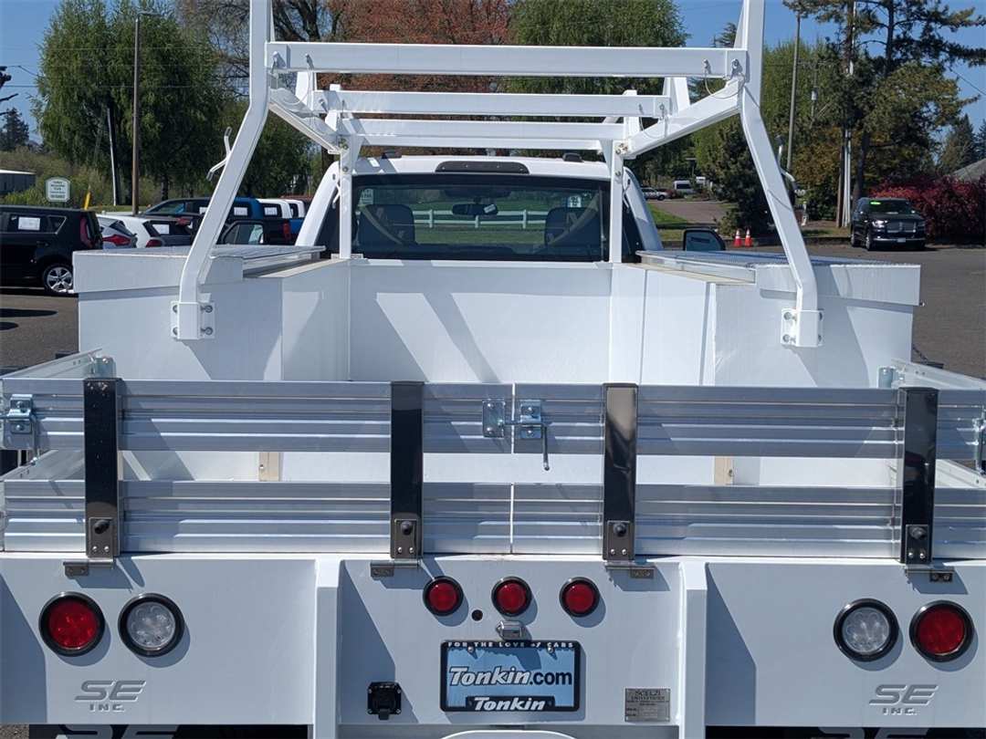 2024 Ford F-550Sd XL - Image 29