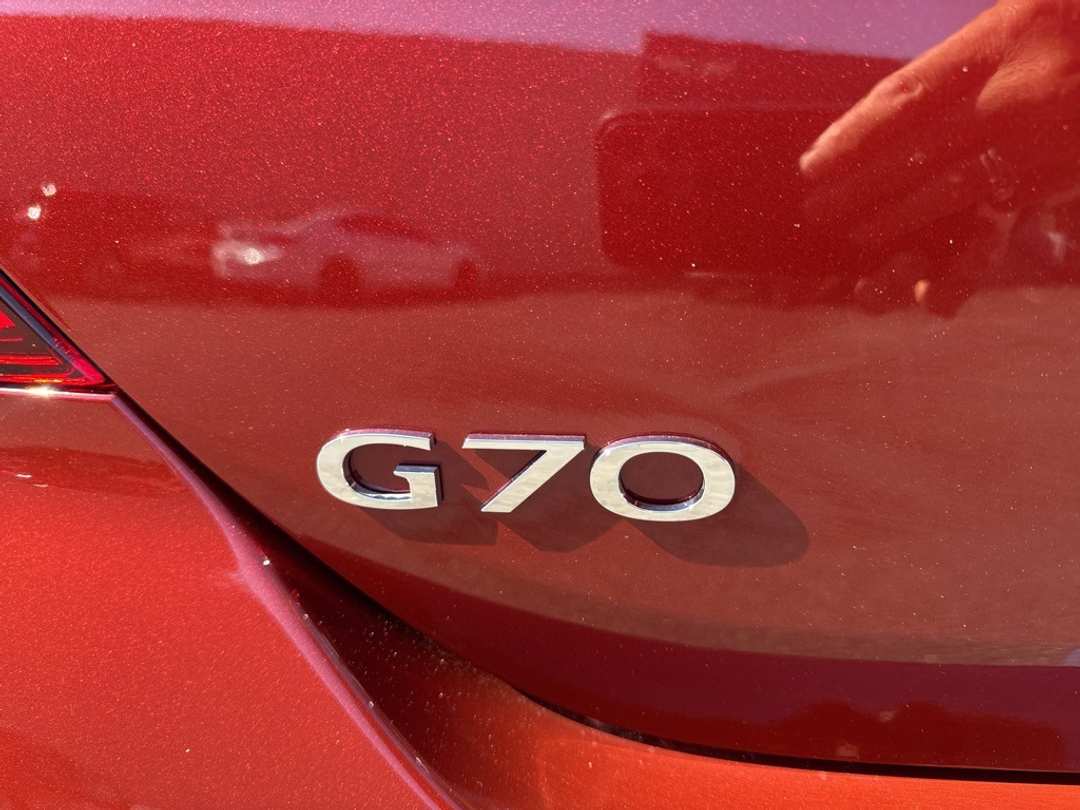 2026 Genesis G70 3.3T Sport Prestige - Image 10