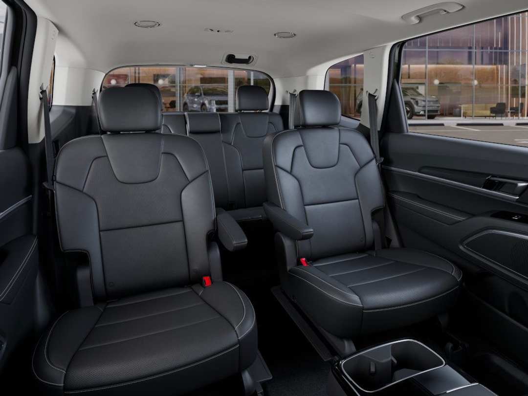 2025 Kia Telluride S - Image 16