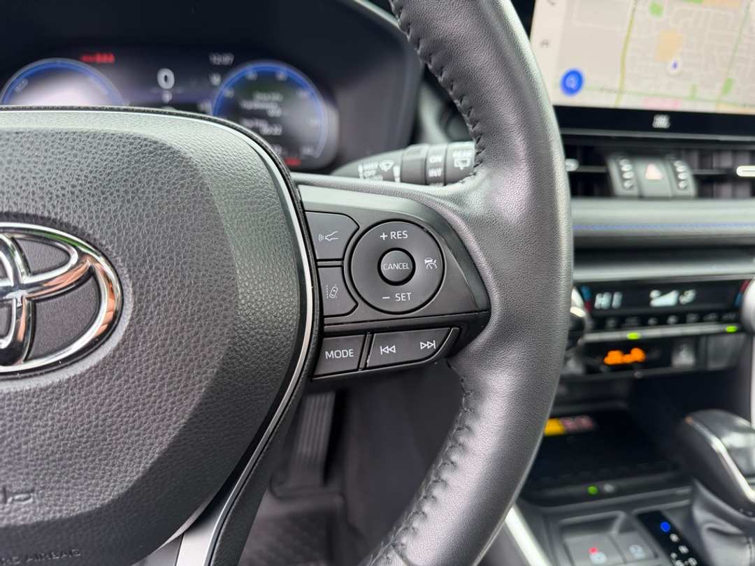 2023 Toyota Rav4 XSE - Image 20