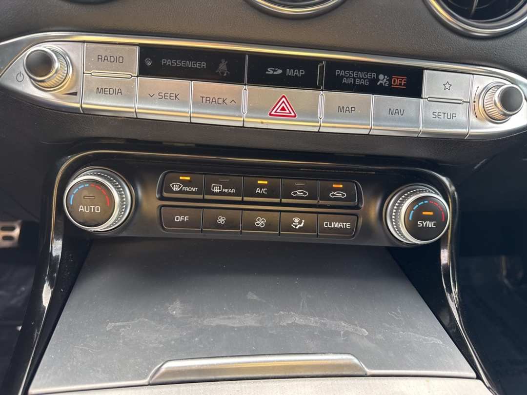 2019 Kia Stinger GT2 - Image 24