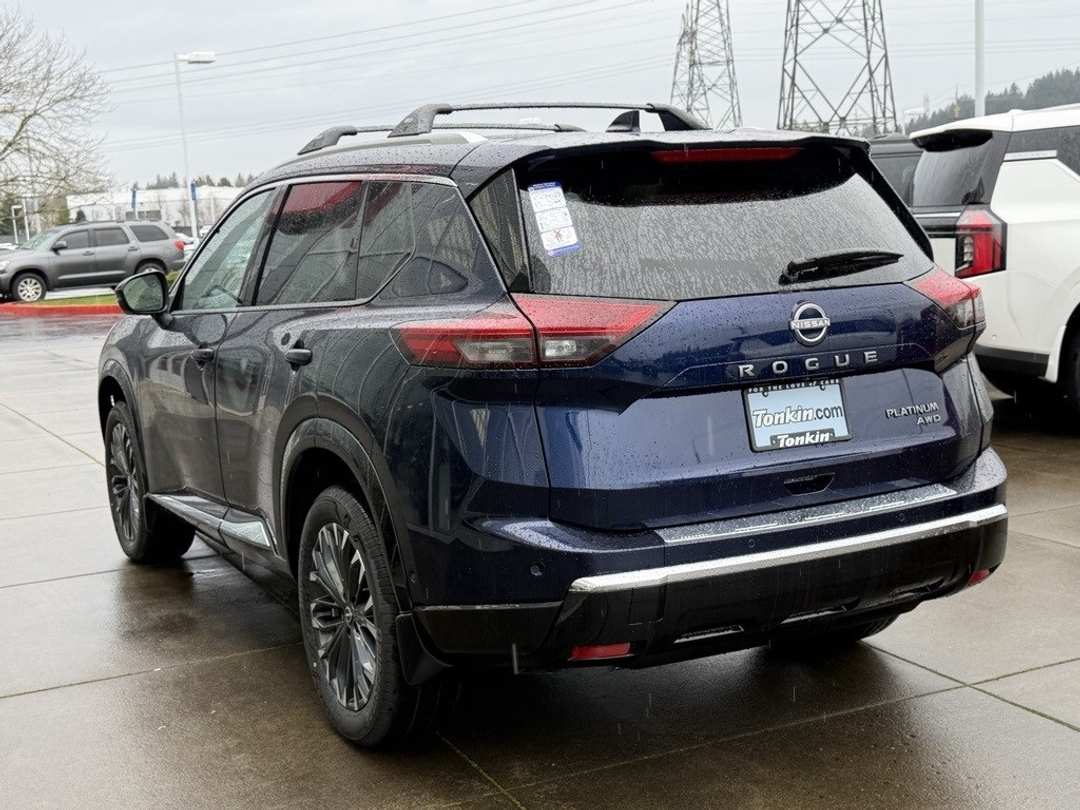 2026 Nissan Rogue Platinum - Image 5