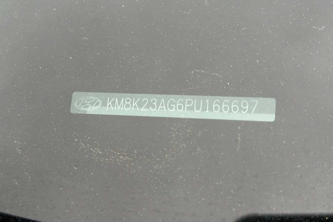 2023 Hyundai Kona SE - Image 2