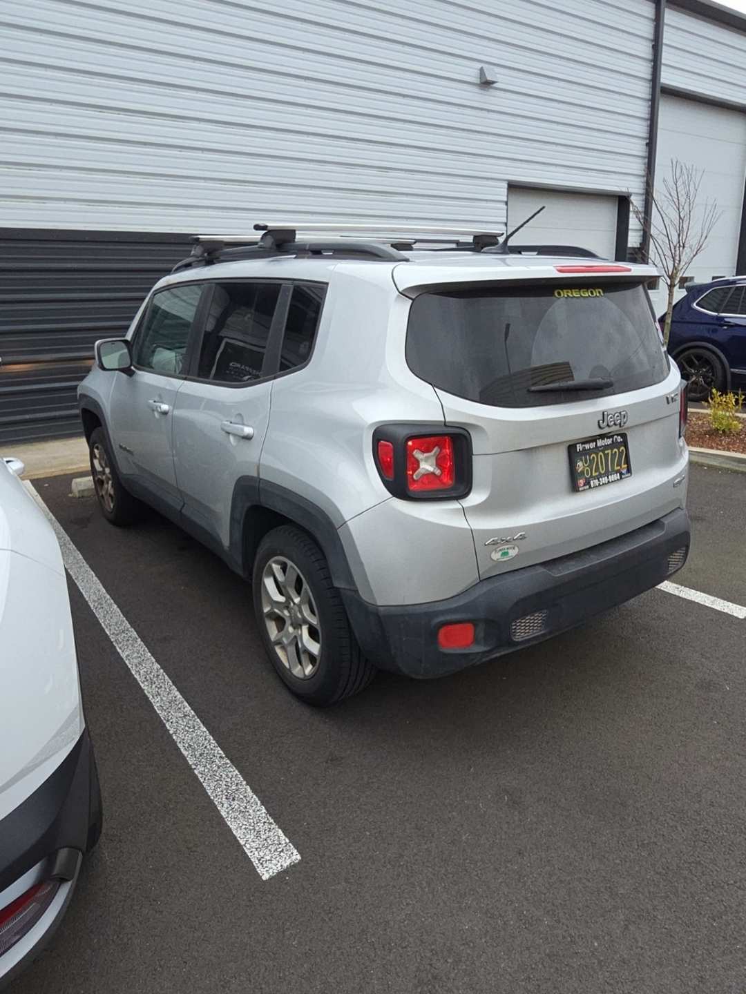 2017 Jeep Renegade Latitude - Image 3