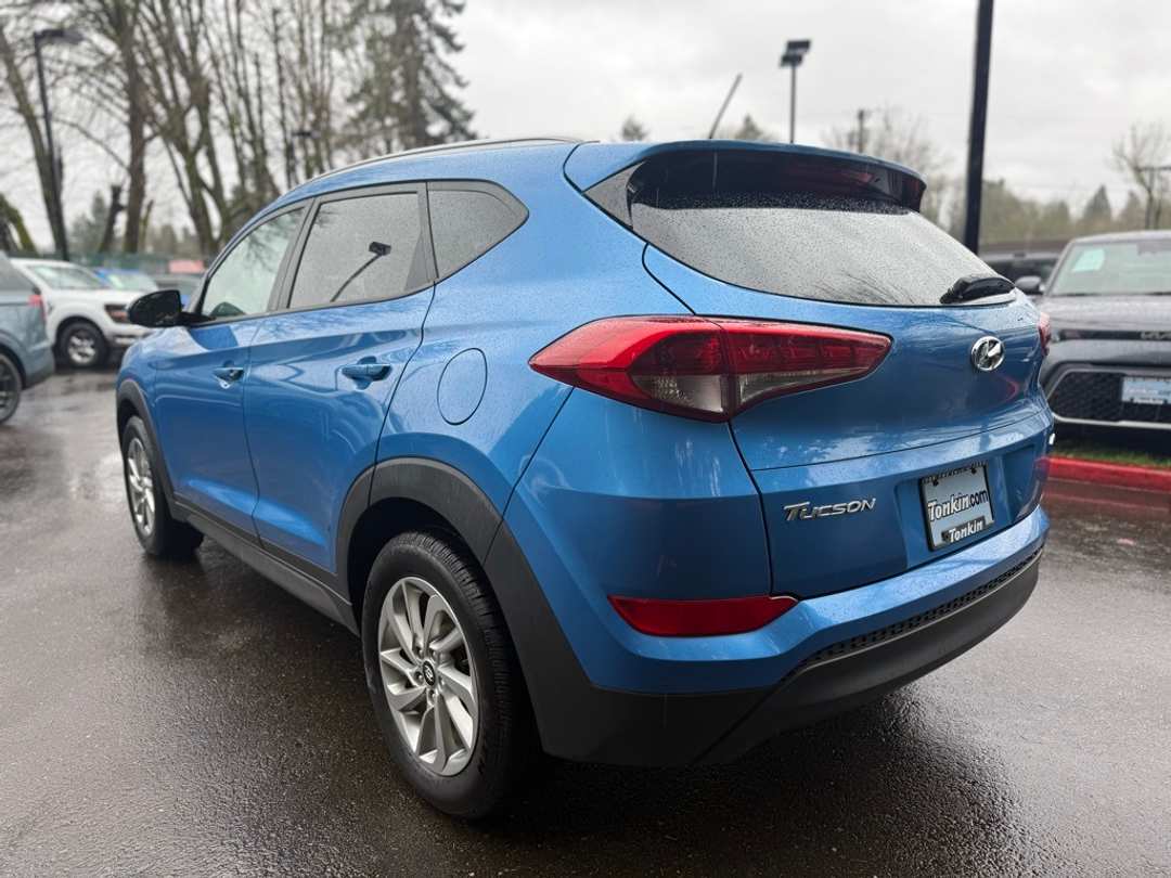2016 Hyundai Tucson SE - Image 8