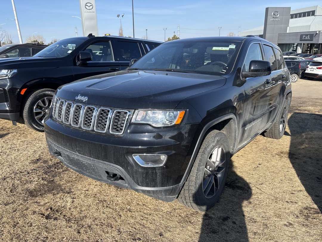2021 Jeep Grand Cherokee LAREDO - Image 2