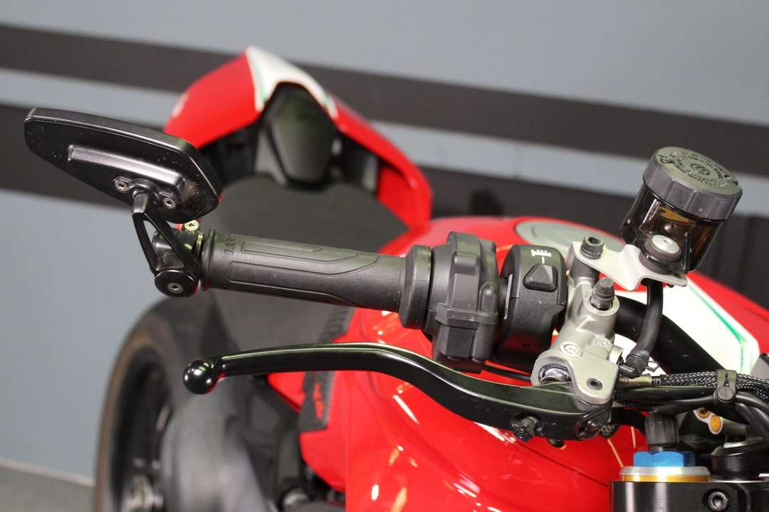 2021 Ducati Streetfighter V4 S - Image 9