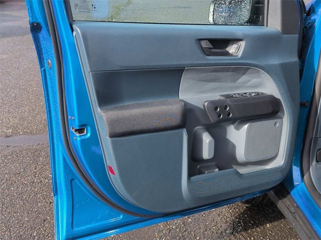 2026 Ford Maverick XL - Image 9