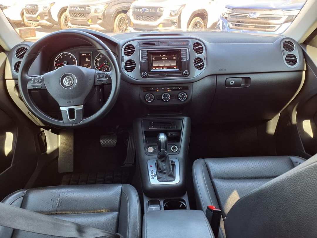 2016 Volkswagen Tiguan S - Image 2