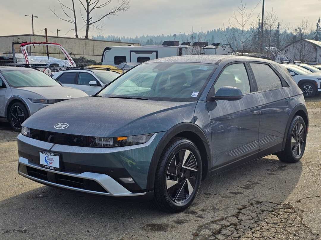 2026 Hyundai Ioniq 5 SE - Image 3