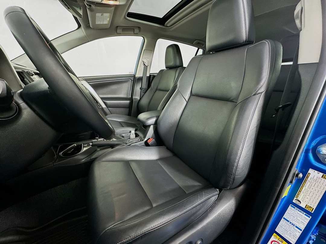 2018 Toyota Rav4 Limited - Image 22