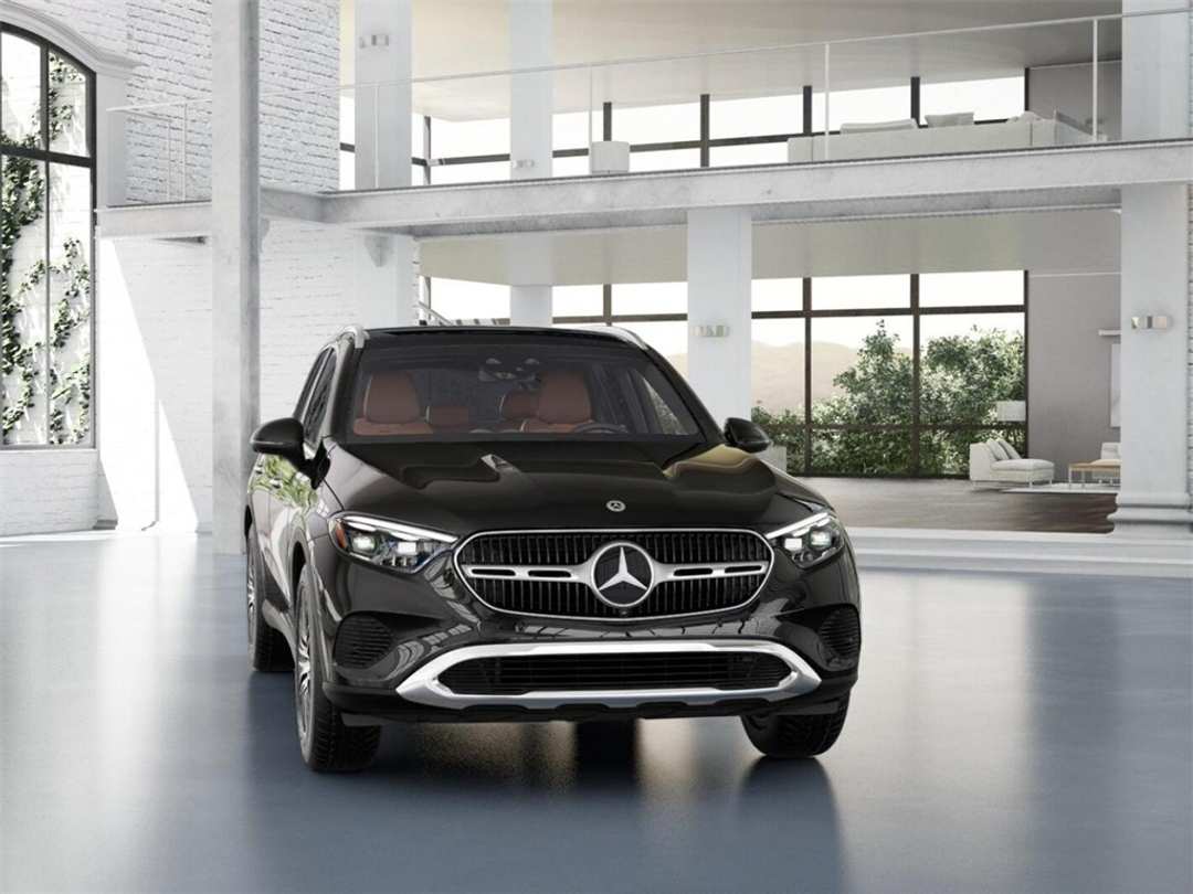 2026 Mercedes-Benz GLC GLC 300 - Image 8