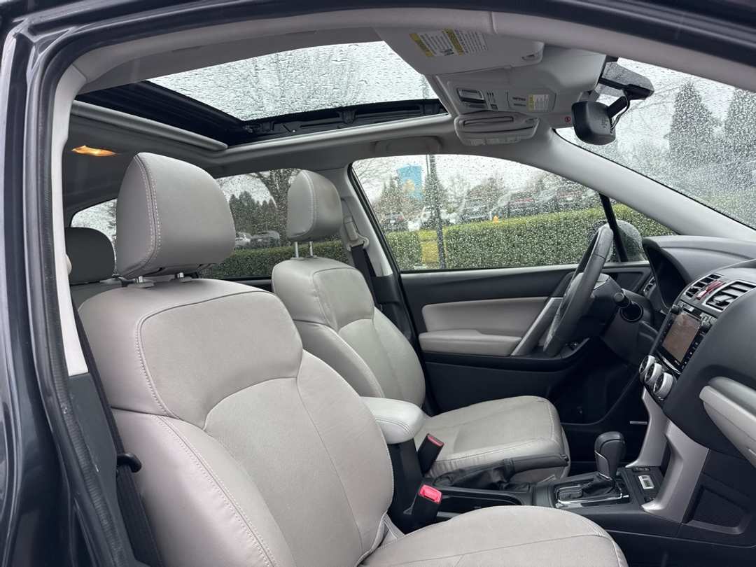 2016 Subaru Forester 2.5i Touring - Image 25